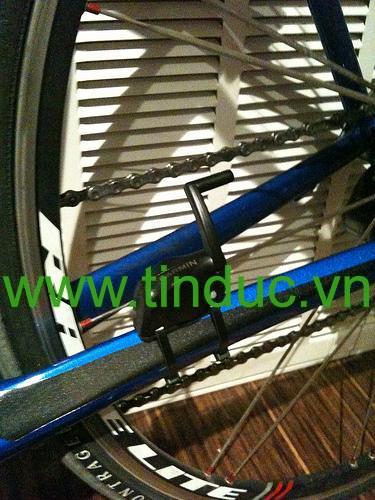 Thiết bị đo tốc độ/ đếm vòng quay xe đạp đua